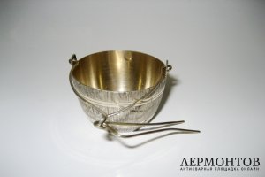 Ситечко Ведро. Серебро 950 пробы, золочение. Франция, XIX век.
