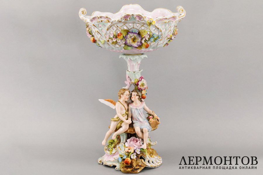 Ваза для фруктов Амур и Психея. Фарфор, роспись. Германия, Ширхольц, 1867 - 1911.