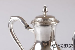 Кофейник в классическом стиле. Серебро 800 пробы. Европа