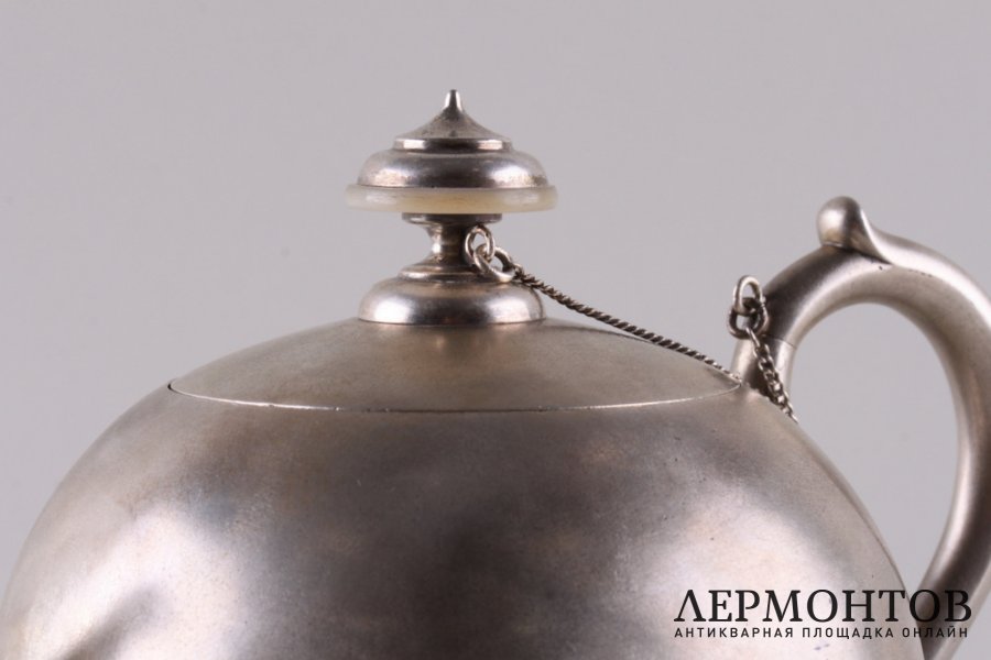 Чайник заварочный. Серебро 84 пробы. Российская империя, фабрика Овчинникова, 1893.