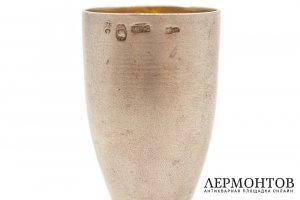 Рюмка на ножке с гравировкой в виде лавровой ветви. Польша, 1920-1930 гг. 800 проба.