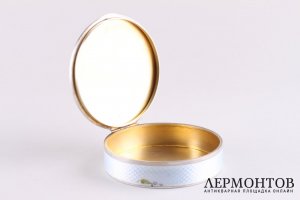 Шкатулка с эмалью гильоше. Серебро 935 пробы. Европа, кон.19-нач.20 века.