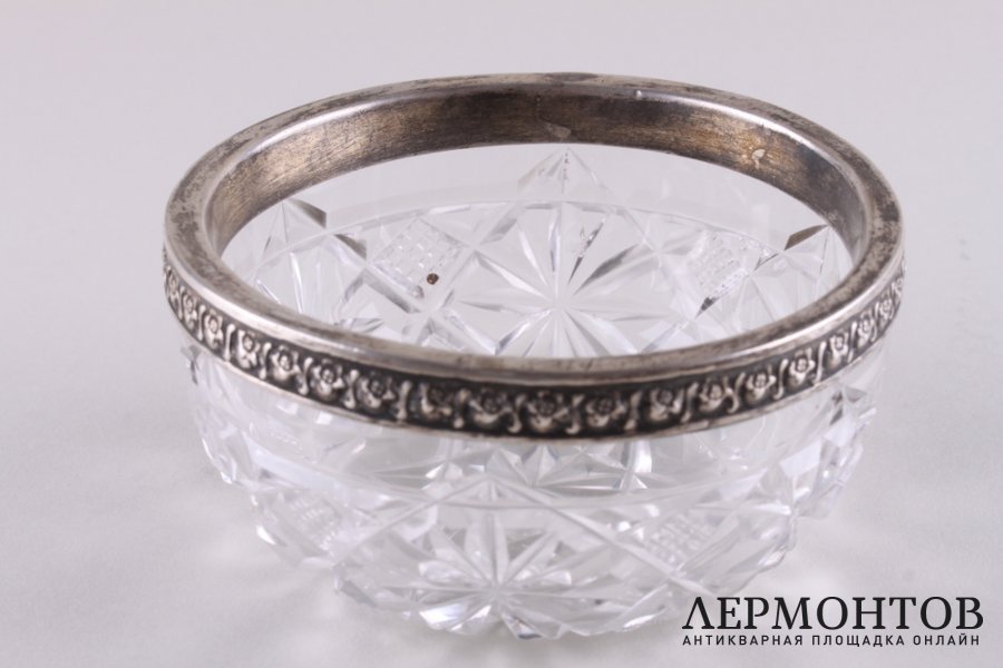 Ваза. 13 Артель. Серебро 84 пробы. Хрусталь, резьба. Россия, 1908-1917 гг.