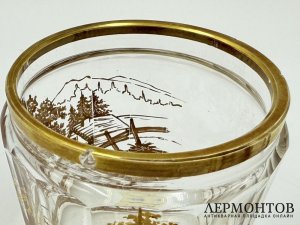 Сахарница с росписью. 18 век.