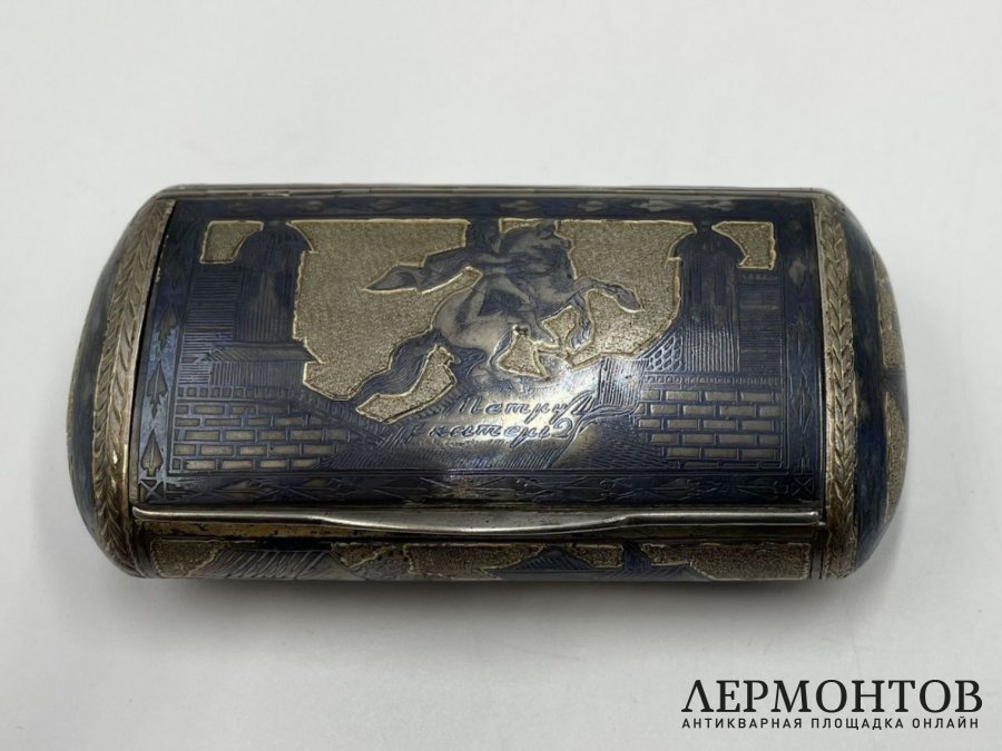 Табакерка Медный всадник. Санкт-Петербург, 1820-е гг. Серебро 84 пробы, чернь.