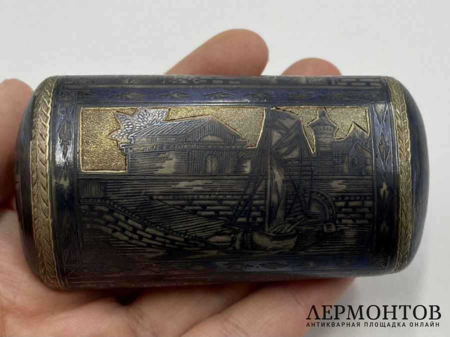 Табакерка Медный всадник. Санкт-Петербург, 1820-е гг. Серебро 84 пробы, чернь.