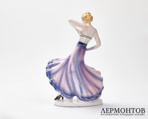 Статуэтка «Танцовщица». Фаянс, Sitzendorf, Германия, 1930-е годы
