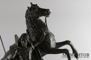 Скульптура Восточный воин.  Франция,  автор модели Jean Gout, кон. 19 в.  Бронза.
