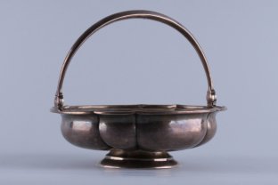 Конфетница вазочка. Сазиков. 1863 г. Серебро 84. Российская империя