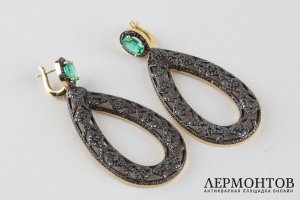 Серьги с изумрудами и черными бриллиантами, 750 пробы , бренд MELEKKIS