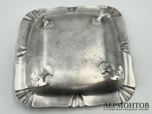 Парные сухарницы с пейзажами. Россия, 1900-е гг. Серебро 84 пробы.