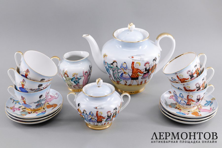 Сервиз Да здравствует дружба советских ребят. ЛФЗ, 1987 - 1989
