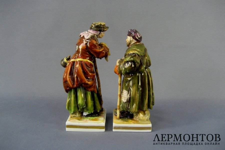 Парная композиция Нищий и нищенка. Фарфор. Германия, начало ХХ века.