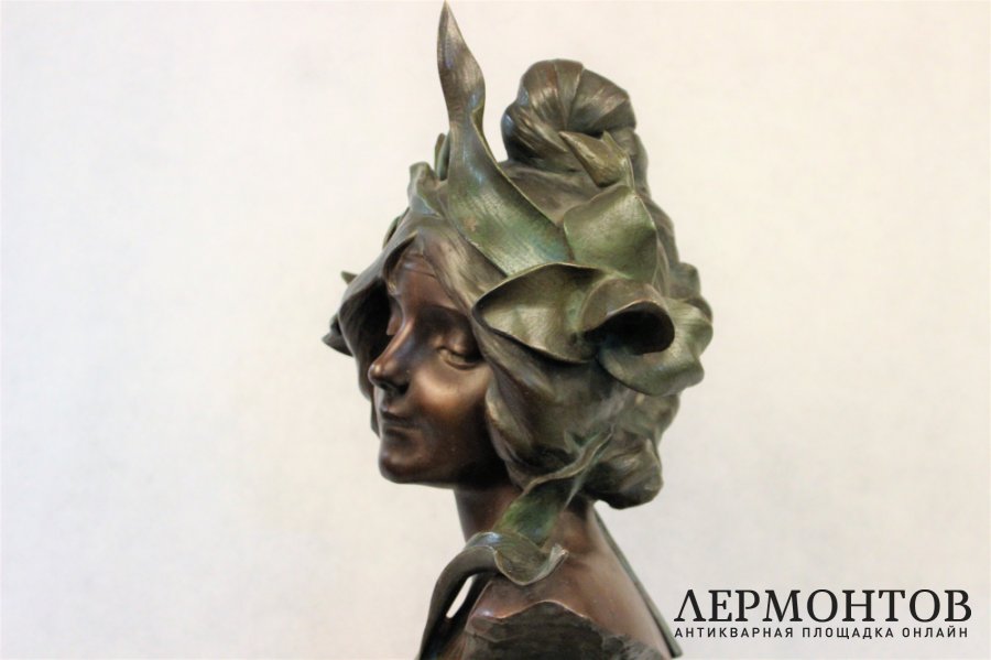 Скульптура. Флора. Бронза. Julien Causse. Франция.