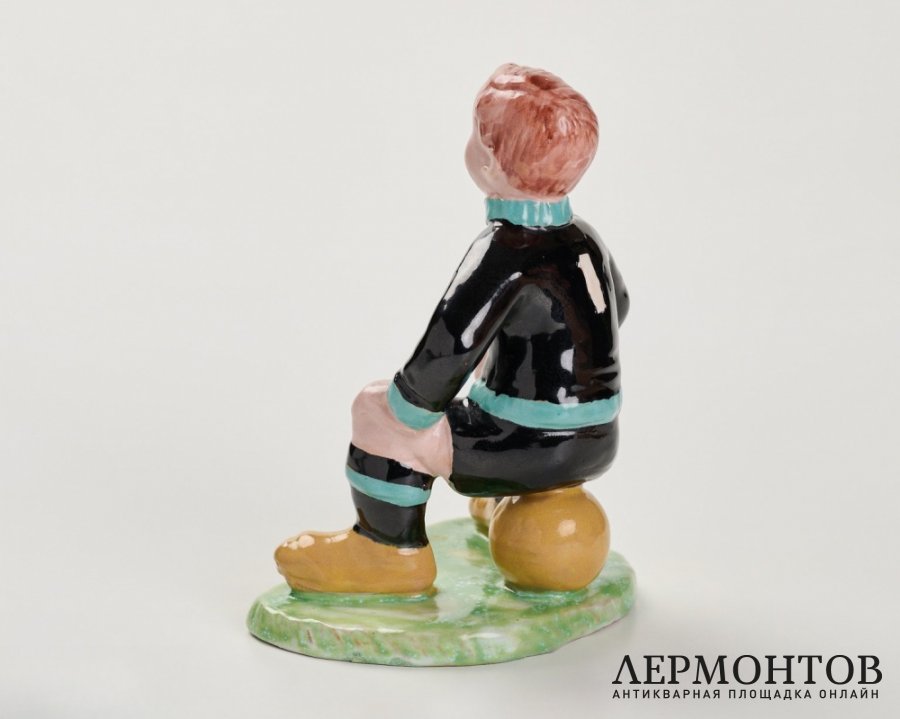 Статуэтка «Футболист». Терракота, Izsépy Margit, Венгрия, 1950-е годы