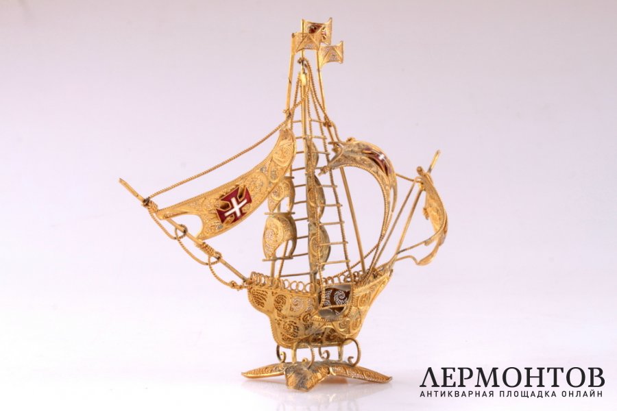 Корабль. Скань, эмаль. Серебро 916 пробы. Португалия
