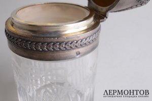 Емкость для специй в стиле неоклассика. Франция, кон. 19 - нач. 20 в. Серебро 950 пр.