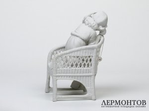 Статуэтка «Девочка с котятами». Бисквитный фарфор, Kister, Scheibe-Alsbach, Германия,