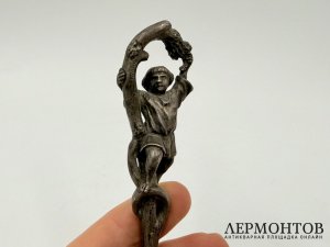 Ложка крестьянин в русском стиле. Россия, рубеж 19-20 века. Серебро 84 пробы.