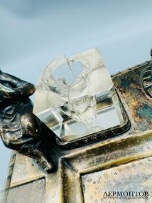 Чернильница с музицирующими путти. Металл, стекло, Reed & Barton, США, конец 19 — начало 20 века