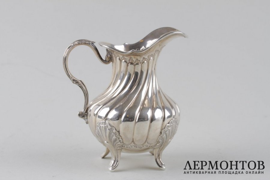 Молочник в стиле рококо. М. Martin. Серебро 950 пробы. Франция.
