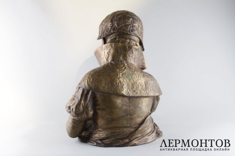 Скульптура За чтением. Франция, автор Louis Hottot, кон. 19 в. Шпиатр.