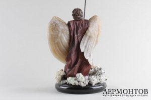 Скульптура Архангел Михаил. Камнерезная композиция. Современная работа.