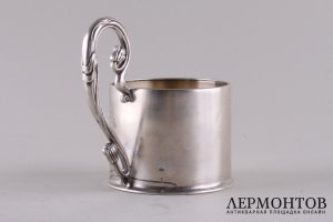 Подстаканник Маки со стаканом и ложкой. Серебро 84 пробы. Российская империя, 1908-17