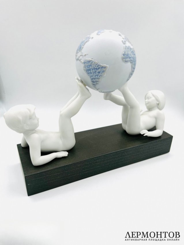 Статуэтка «Братство». Фарфор, роспись, Lladro, Испания, современная работа