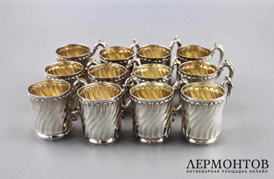 Набор стопок на 12 персон. Серебро 950 пробы. Франция, XIX век.