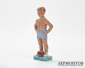 Статуэтка «Юный футболист». Керамика, Izsépy Margit, Венгрия, 1950-е годы