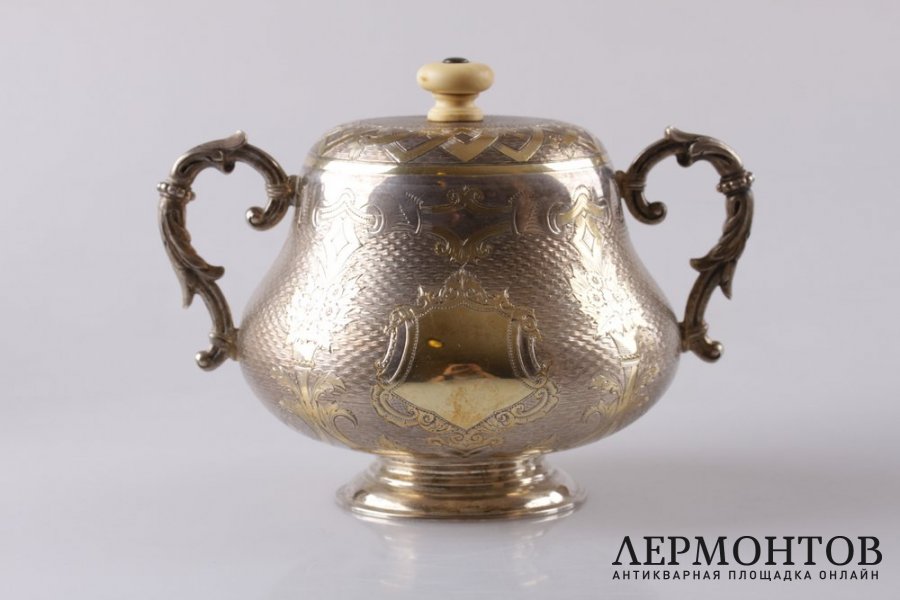 Чайный и кофейный сервиз Werner i Sa. Серебро 84 пробы. 1881 год. Российская империя