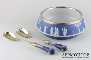 Салатник с приборами. Бисквитный фарфор. Англия, Веджвуд, 1919-1945.