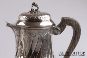 Чайный и кофейный сервиз из серебра 950 пробы в стиле неорококо. Франция, начало XX в