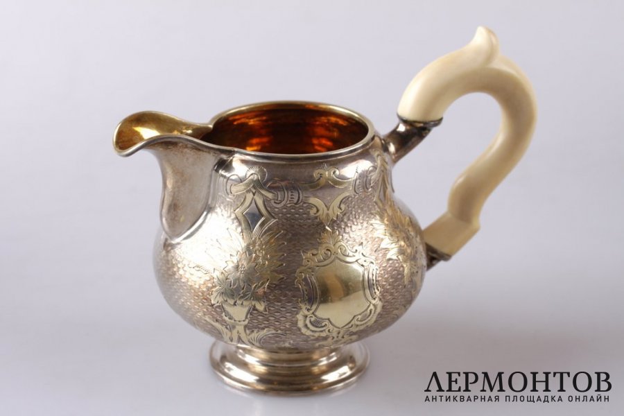 Чайный и кофейный сервиз Werner i Sa. Серебро 84 пробы. 1881 год. Российская империя