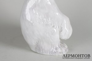 Статуэтка Рычащий медведь. Дания, Копенгаген, 1963 г. Фарфор, роспись.