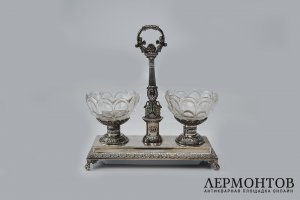 Прибор для специй. Серебро 800, стекло. Франция, XIX век.