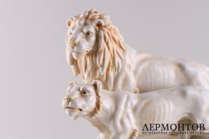 Статуэтка Лев и львица. Фарфор, роспись. Германия, Scheibe-Alsbach, 1925-50е гг. 