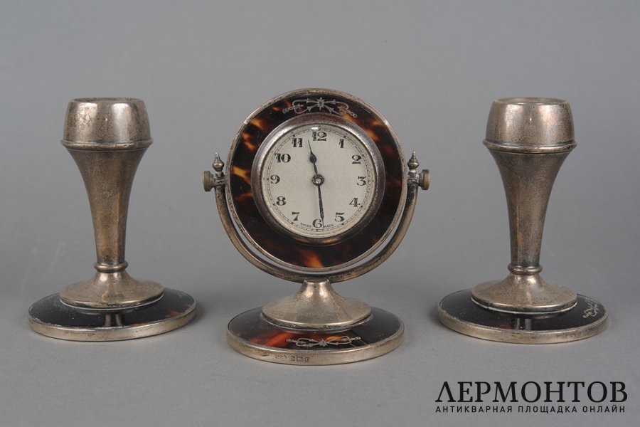 Подарочный набор -  часы и подсвечники. Англия, 1925 г. Серебро 925 пробы.