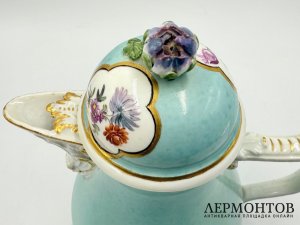 Кофейник с цветочной росписью. Германия, Meissen, 2 пол. 19 века. Фарфор, роспись.