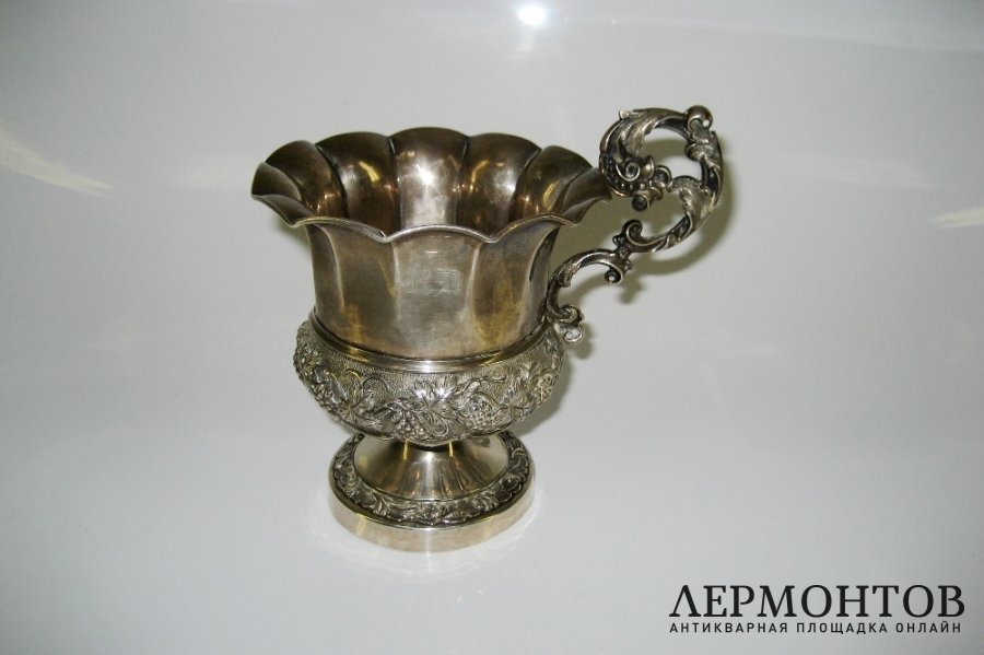 Кружка. Серебро 950 пробы. Франция, XIX век. 