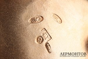 Солонка. Трыкин. Расписная эмаль по скани. Серебро 84 пробы. Россия, 1899-1908 гг.