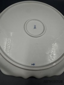 Блюдо для торта из «Лебединого сервиза», 30 × 28 см. Фарфор, Meissen, Германия