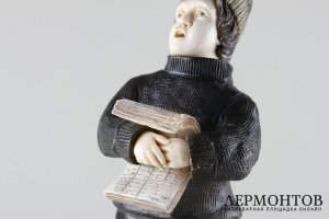 Скульптура Продавец газет. Западная Европа, 1920-1930-е гг. Бронза, кость.