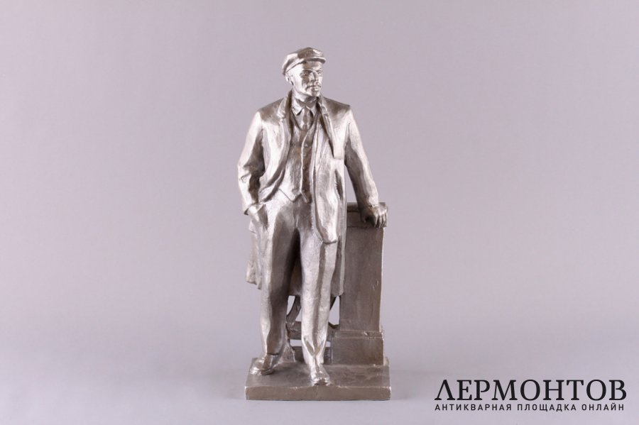 Скульптура Ленин. Силумин. СССР, 1970-е.
