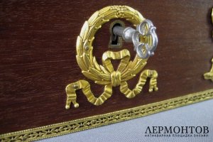 Шкатулка, рамка. Дерево, бронза, муар. Франция, XIX век.
