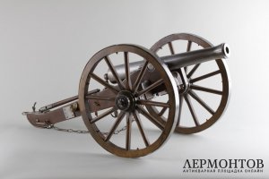 Действующая миниатюра сигнальной пушки. Испания, нач. 20 в. Дерево, сталь, кожа.