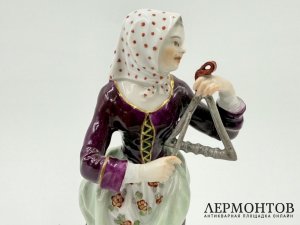 Статуэтка Парижские крикуны Музыкант. Meissen, 1 тр. 20 века. Фарфор, роспись.