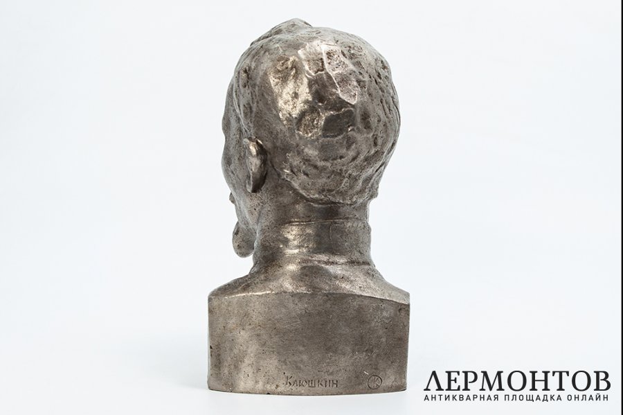Бюст Феликса Эдмундовича Дзержинского. СССР, ск. О. С. Ключкин, 1970-1980 гг. Металл.