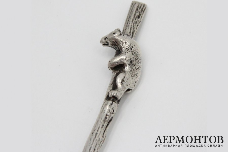 Чайная ложка медведь. Серебро 84 пробы. Россия, 1908 год.